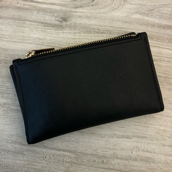 Michael Kors folding card wallet - Picture 5 of 5